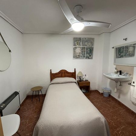 Pension Los Arcos Кордоба Екстериор снимка
