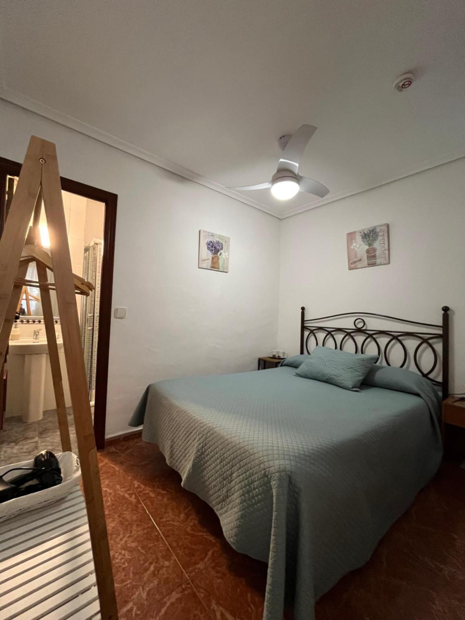 Pension Los Arcos Кордоба Екстериор снимка