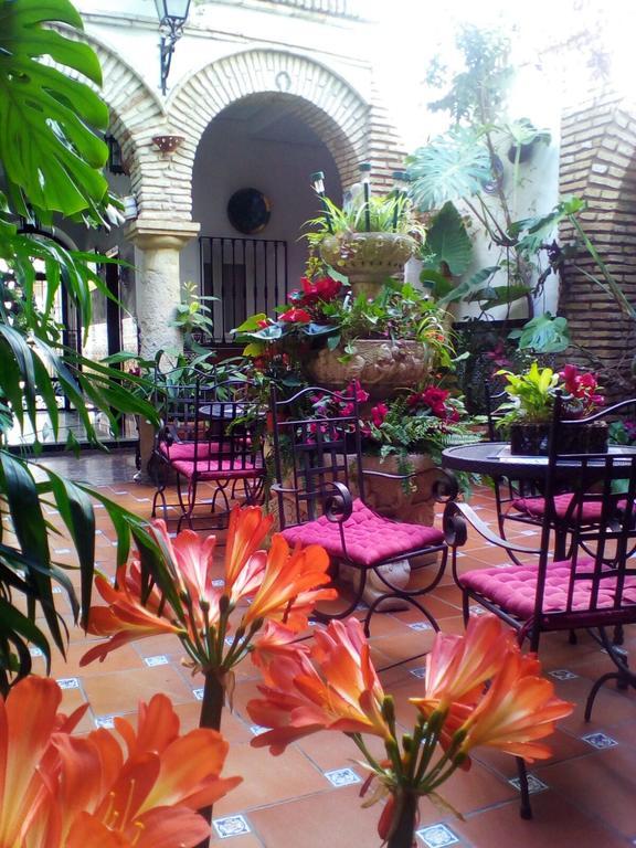 Pension Los Arcos Кордоба Екстериор снимка